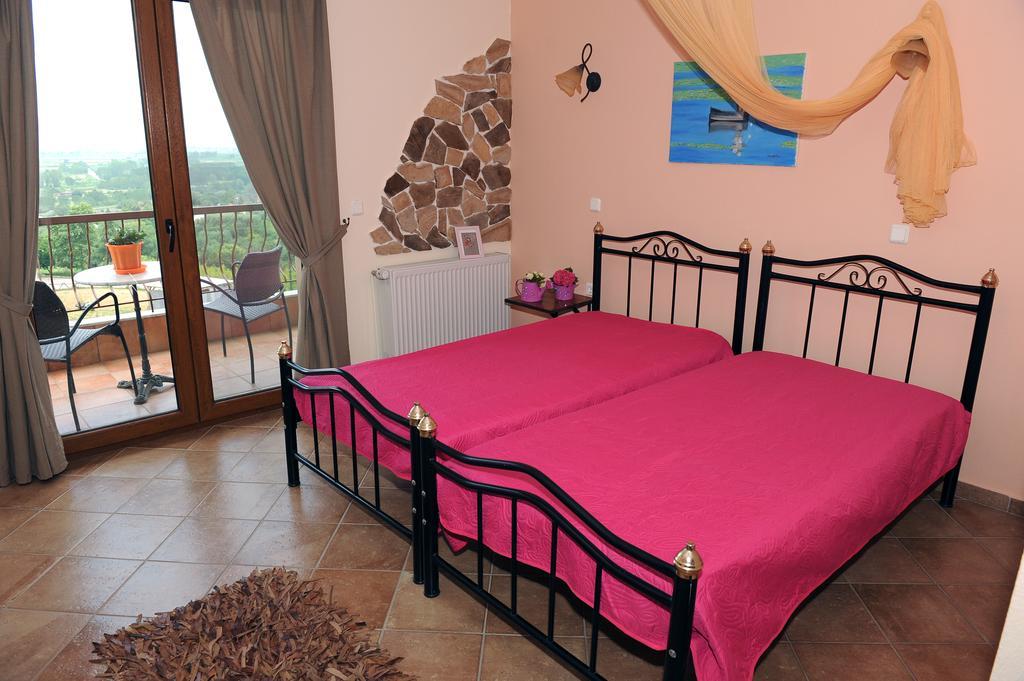 Guesthouse Kerkinitis Lithotopos Bagian luar foto